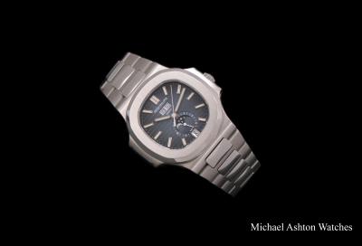 Patek Philippe Nautilus, Annual Calendar