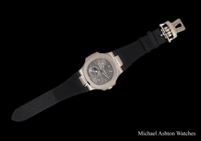 Patek Philippe Nautilus, Moon Phase